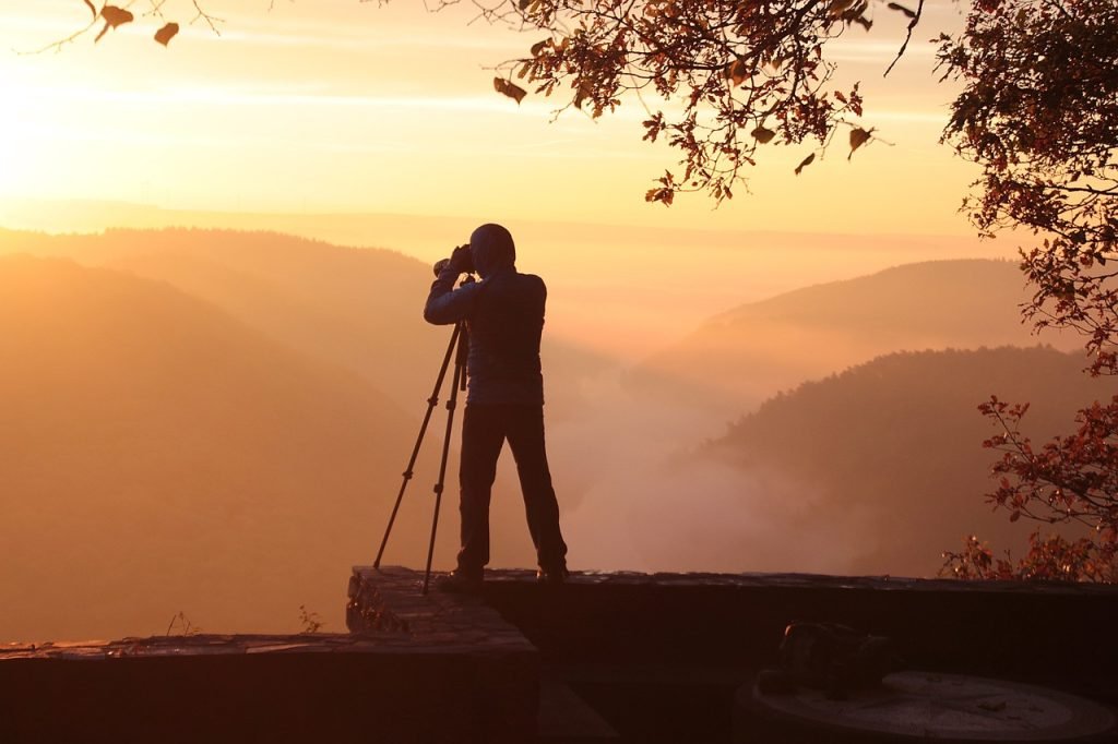 How Can I Capture Breathtaking Sunrise And Sunset Photos?