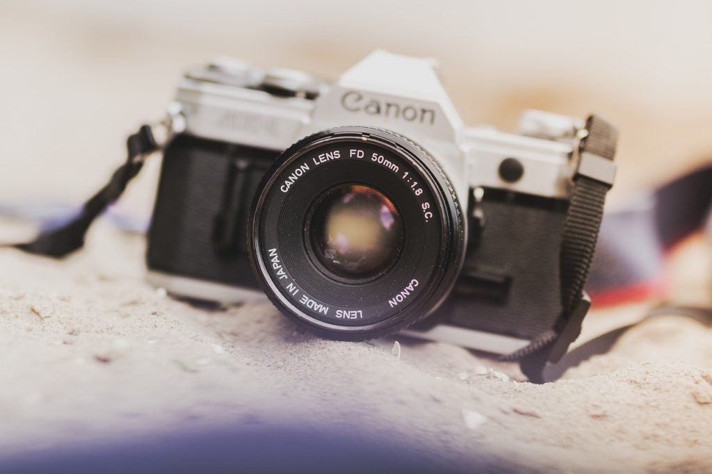Whats The Significance Of Using A Cameras Electronic Viewfinder?