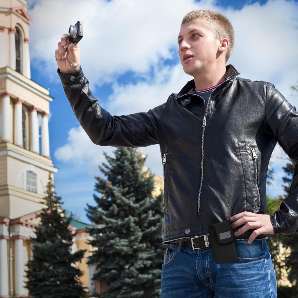 USA Gear Digital Compact Camera Case w/Carabiner Clip, Belt Loop, Pocket for Memory Cards, Battery - Camera Sleeve Compatible with Panasonic Lumix DC-TZ95D, Sony RX100 VI, Kodak PIXPRO FZ55, and more USA Gear Digital Compact Camera Case w/Carabiner Clip, Belt Loop, Pocket for Memory Cards, Battery - Camera Sleeve Compatible with Panasonic Lumix DC-TZ95D, Sony RX100 VI, Kodak PIXPRO FZ55, and more