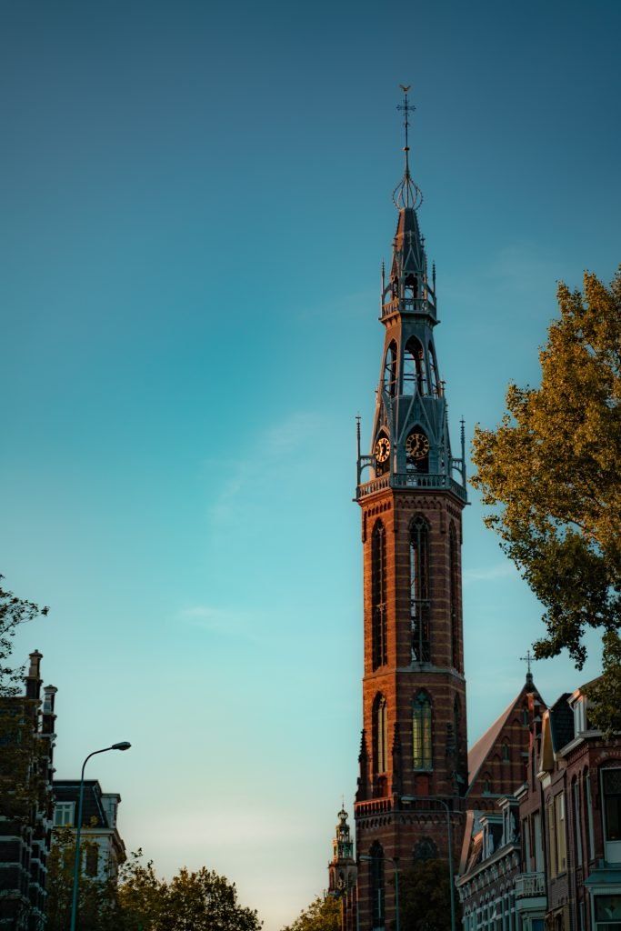 How Can I Capture Stunning Images During The Blue Hour?