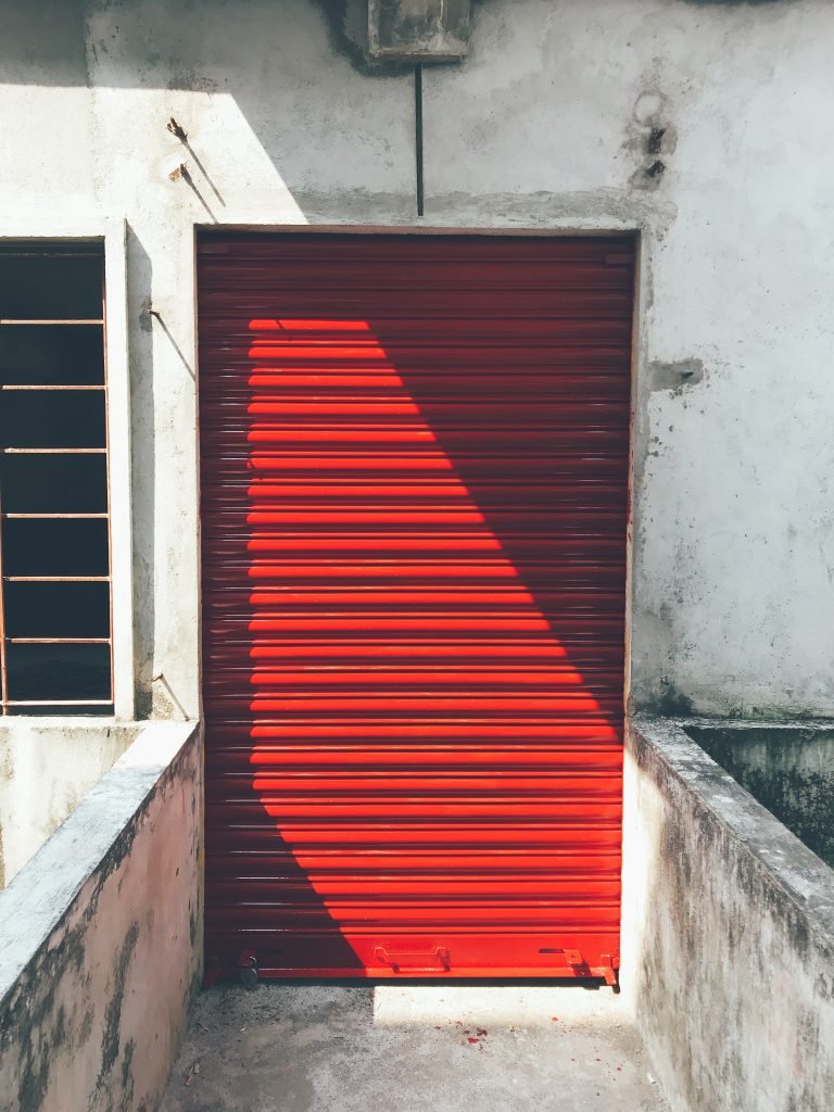 Whats The Significance Of Using A Cameras Silent Shutter Mode?