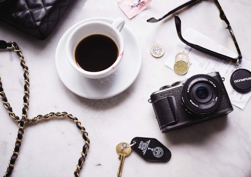 Olympus PEN E-PL10 Micro Four Thirds System Camera, 16 Megapixel, Image Stabilisation In Housing, Swivelling Monitor, 4K Video, Wi-Fi, 16 Art Filter, Touch AF Trigger