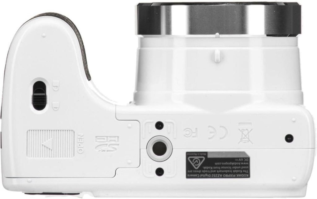 Kodak PIXPRO Astro Zoom AZ252-WH 16MP Digital Camera with 25X Optical Zoom and 3 LCD White