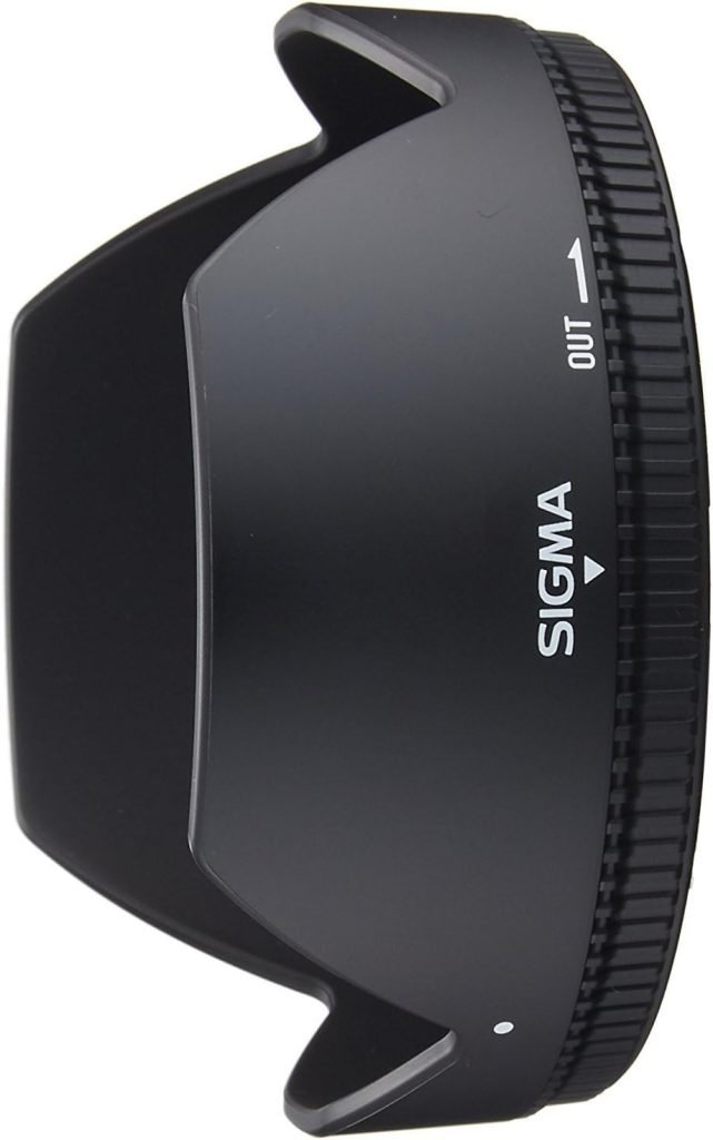 Sigma 583306 17-50mm f2.8 EX DC HSM Optical Stabilised lens for Nikon Digital SLR Cameras with APS-C Sensors