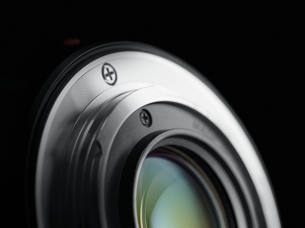 Olympus M.Zuiko Digital ED 12-40 mm F2.8 PRO Lens, Universal Zoom, Suitable for All MFT Cameras (Olympus OM-D  PEN Models, Panasonic G-Series), Black