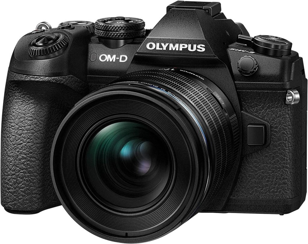 Olympus M.Zuiko Digital ED 17 mm F1.2 PRO Lens, Fast Fixed Focal Length, Suitable for All MFT Cameras (Olympus OM-D  PEN Models, Panasonic G Series), Black