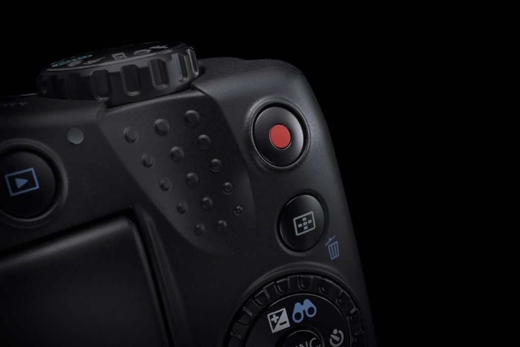 Canon PowerShot SX50 HS Digital Camera with 50x Ultra Wide Angle 24-1200mm Lens (12.1 MP, 50x Zoom) 2.8 inch Vari-angle LCD