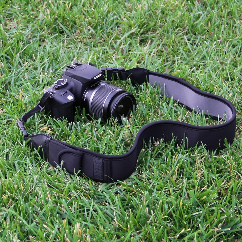 USA Gear Neoprene DSLR Digital Camera Sleeve Case