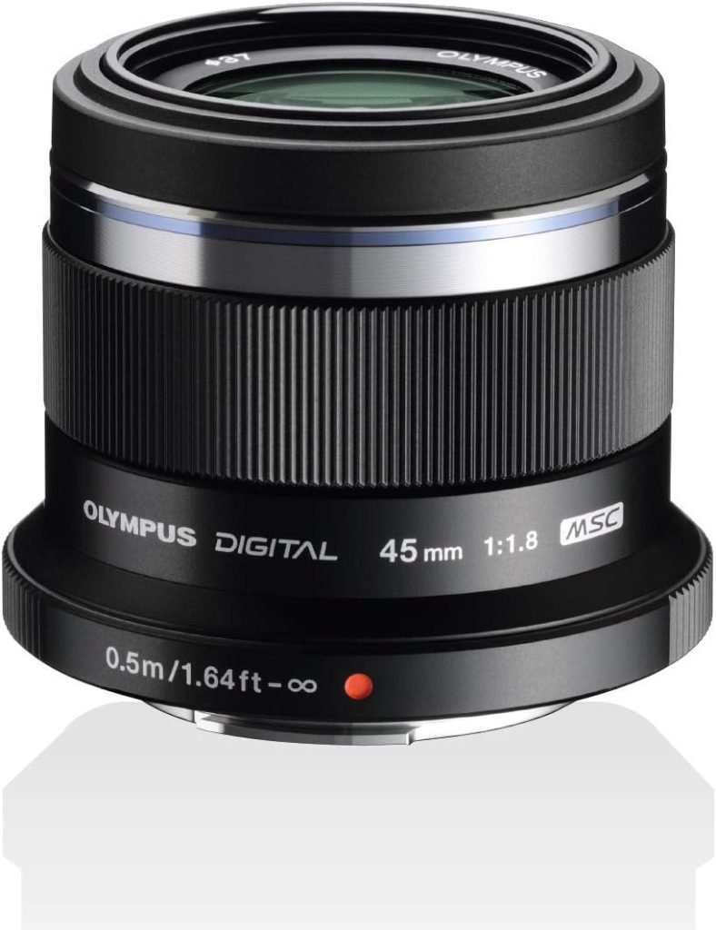 Olympus M.Zuiko Digital 45 mm F1.8 Lens, Fast Fixed Focal Length, Suitable for All MFT Cameras (Olympus OM-D  PEN Models, Panasonic G-Series), Black