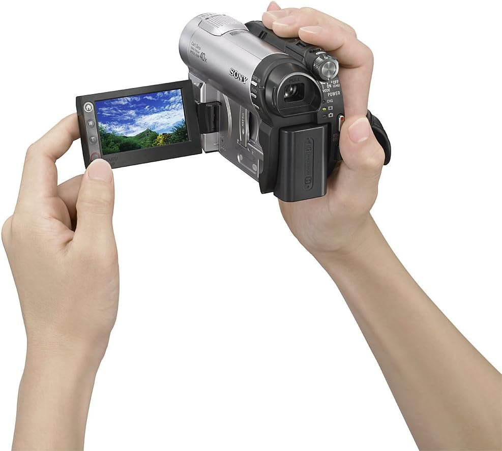 Sony DCR-DVD110 DVD Handycam with X40 Zoom