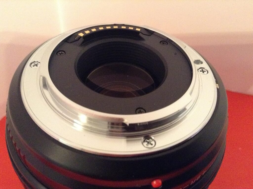 Olympus 40-150mm f/3.5-4.5 Zuiko Digital Zoom Lens for E1, E300  E500 Cameras